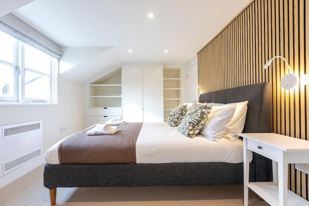 The Pearl Of Notting Hill * London